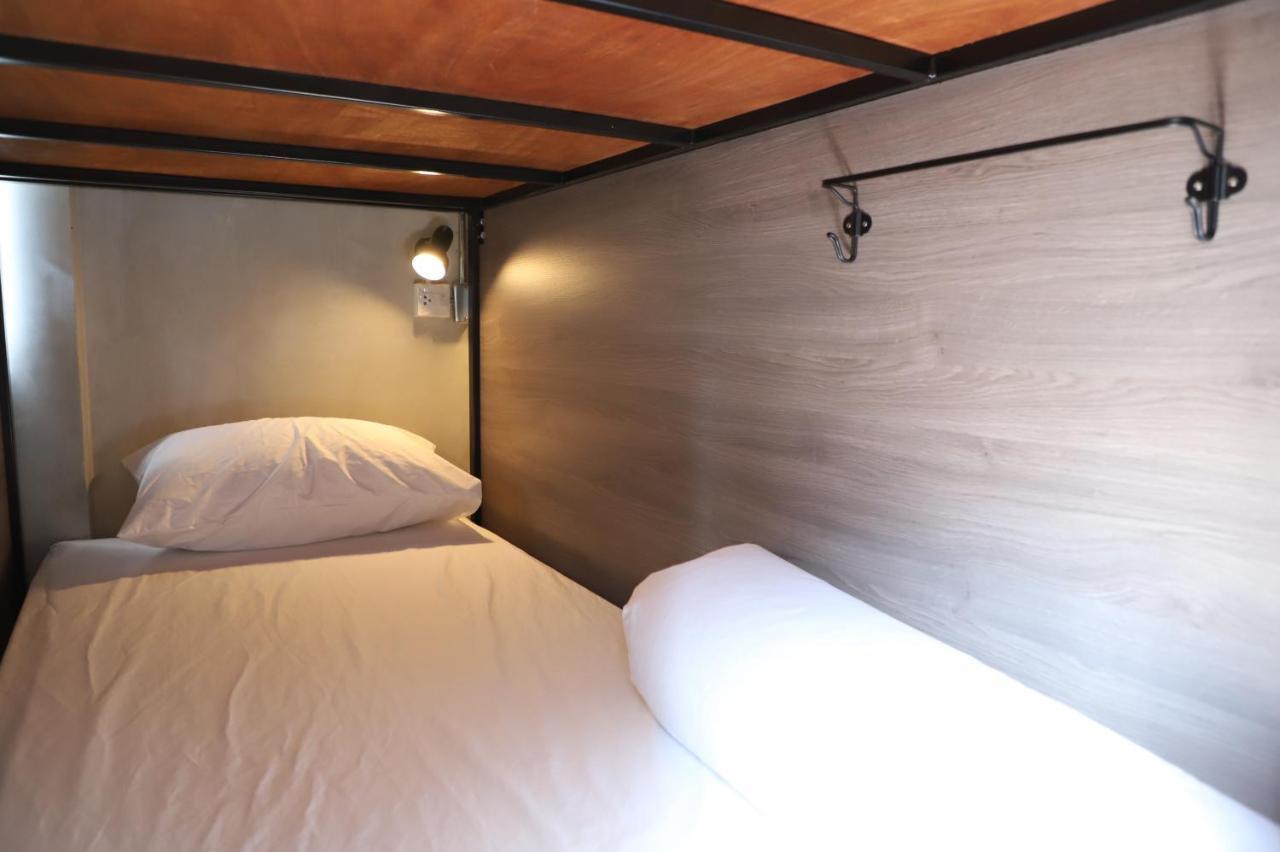 The Cube Hostel Khaosan Bangkok Luaran gambar