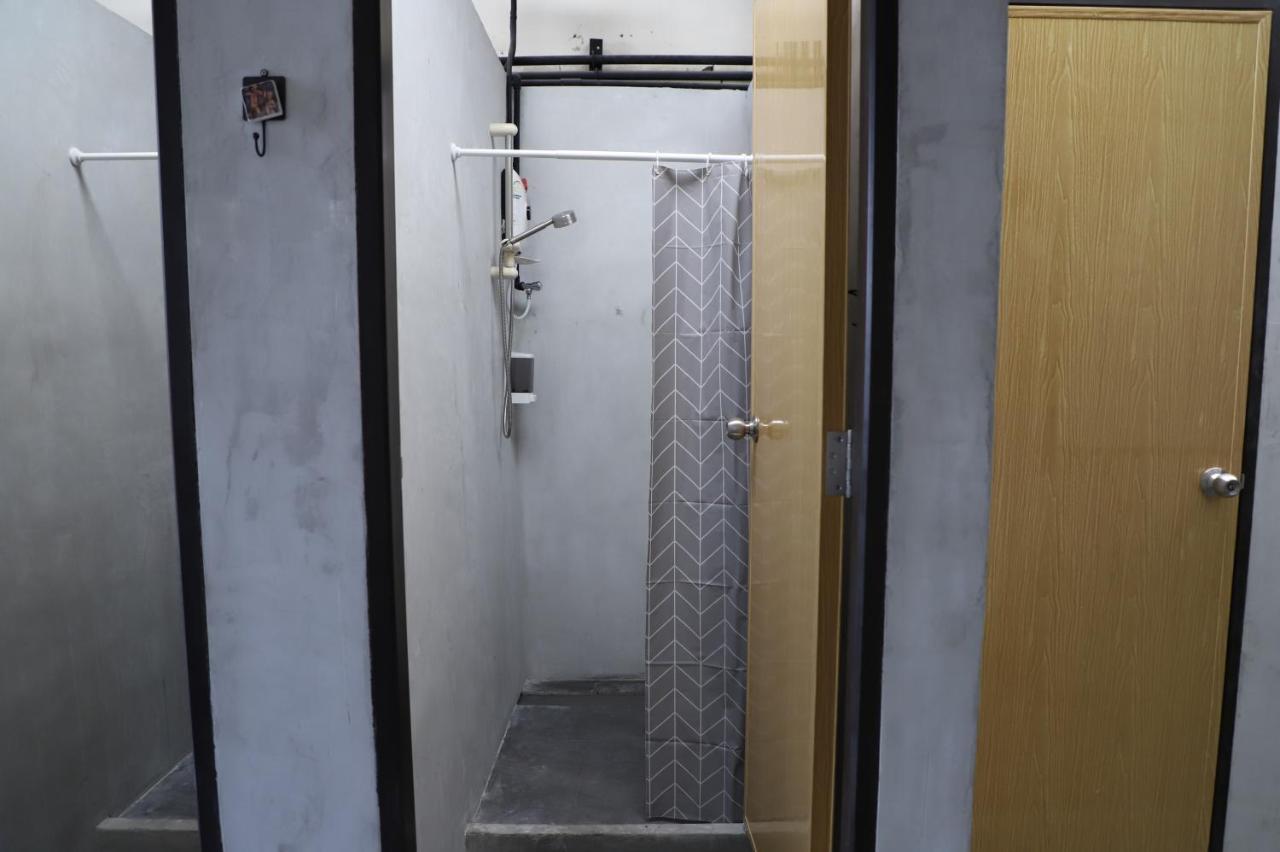 The Cube Hostel Khaosan Bangkok Luaran gambar